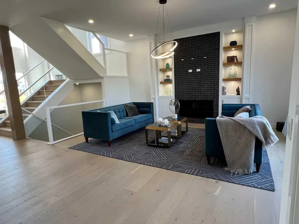 48 Rockcliff Terrace NW Calgary AB T3G 0G6