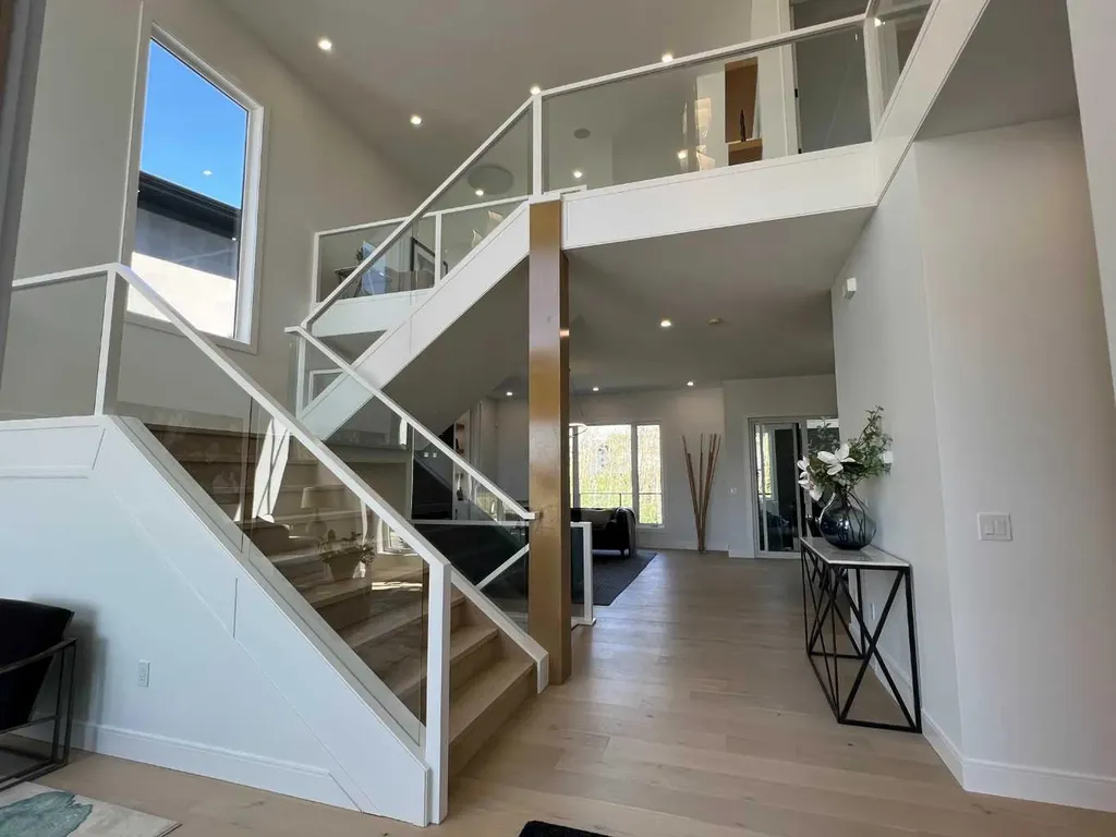 48 Rockcliff Terrace NW Calgary AB T3G 0G6