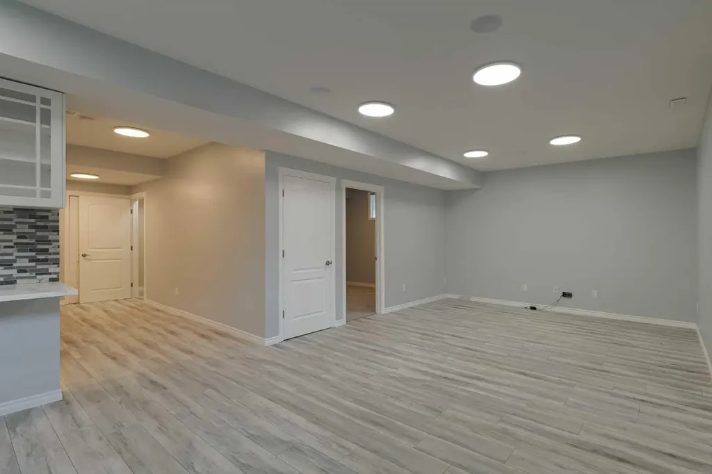 97 Aspenshire Drive SW Calgary AB t3h 0P6