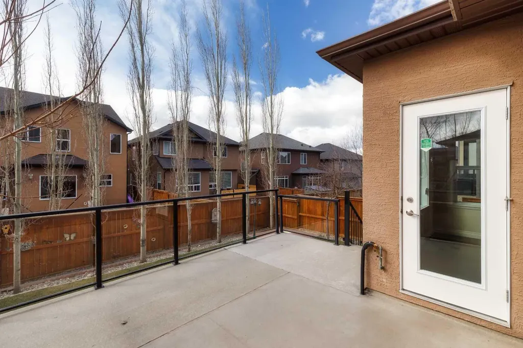 97 Aspenshire Drive SW Calgary AB t3h 0P6