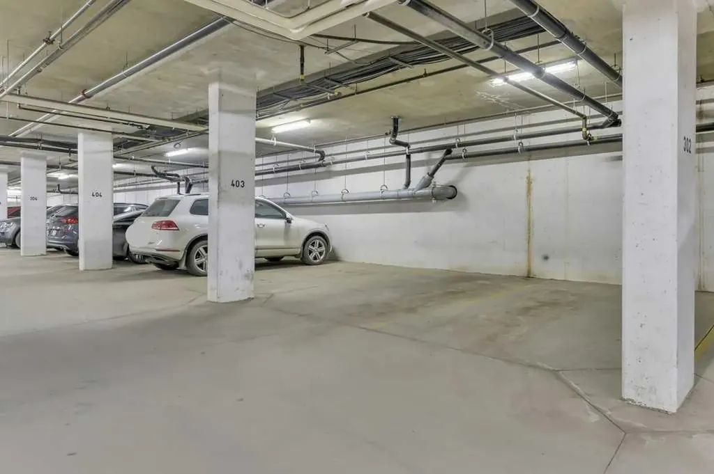 4707 50 Street Sylvan Lake AB T4S 0G7