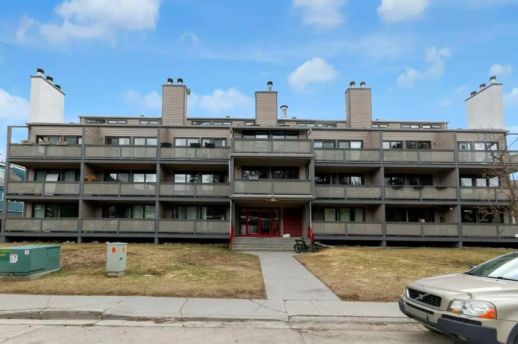 414 Squirrel Street Banff AB T1L 1B5