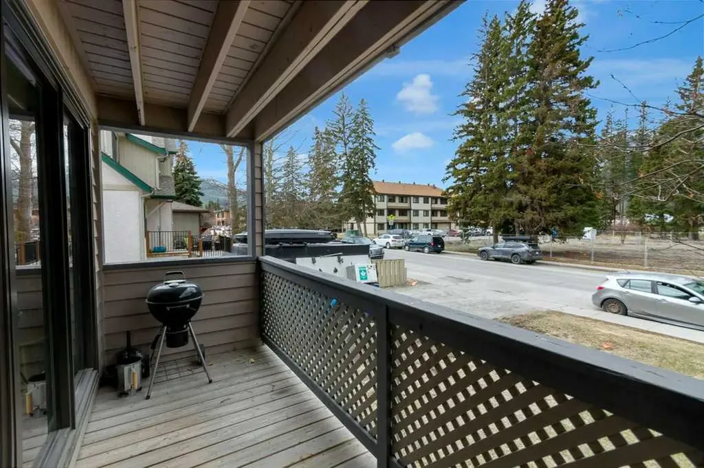 414 Squirrel Street Banff AB T1L 1B5