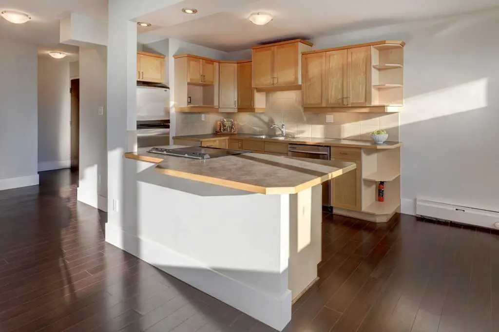 616 15 Avenue SW Calgary AB T2R0R5