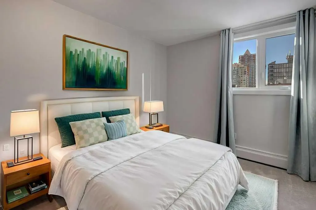 616 15 Avenue SW Calgary AB T2R0R5