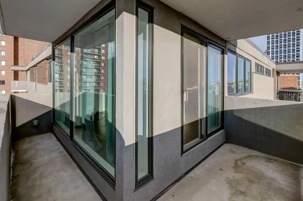 616 15 Avenue SW Calgary AB T2R0R5