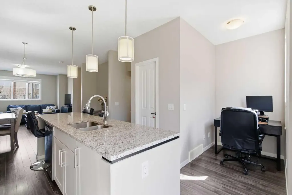 150 Copperpond Villas SE Calgary AB T2Z 5B8
