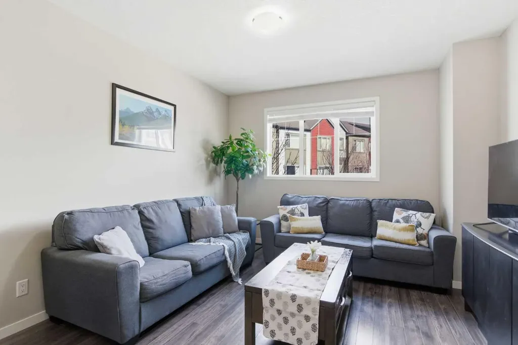 150 Copperpond Villas SE Calgary AB T2Z 5B8