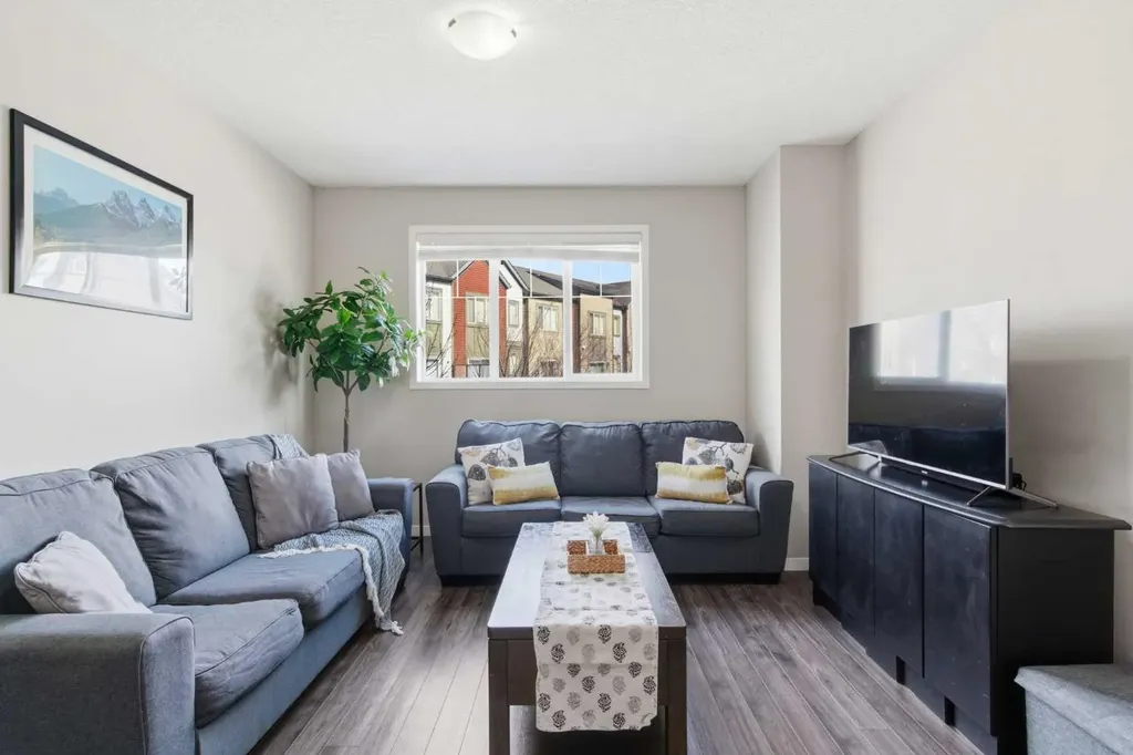 150 Copperpond Villas SE Calgary AB T2Z 5B8