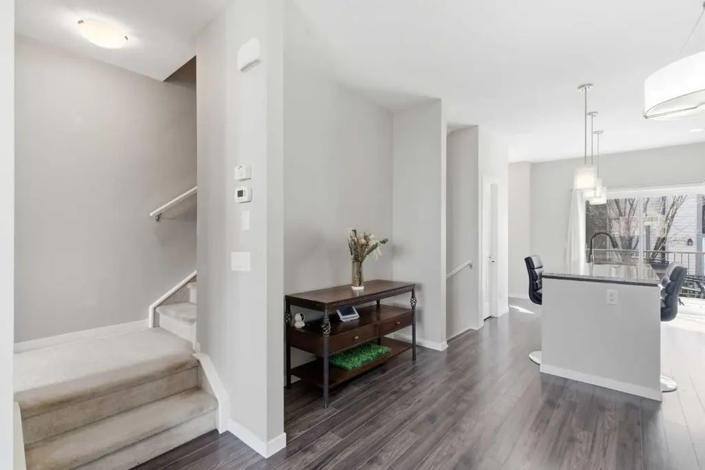 150 Copperpond Villas SE Calgary AB T2Z 5B8