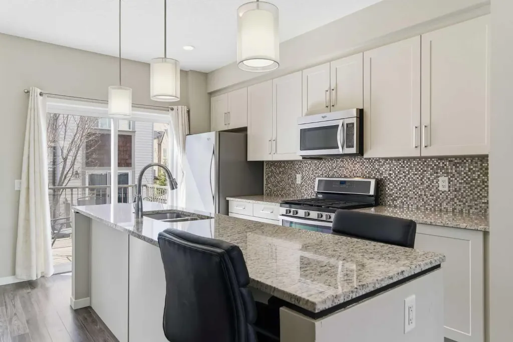 150 Copperpond Villas SE Calgary AB T2Z 5B8