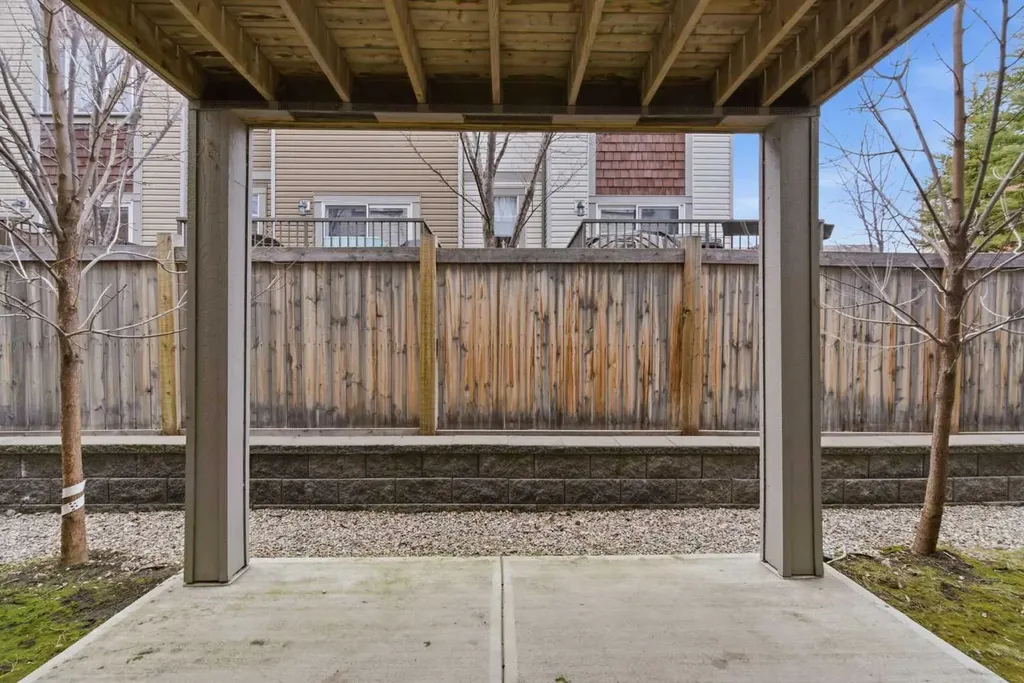 150 Copperpond Villas SE Calgary AB T2Z 5B8