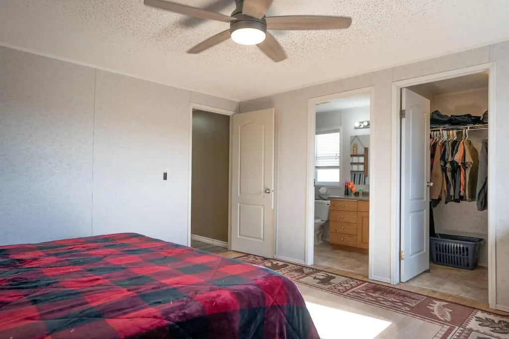 40321 Range Road 251 Rural Lacombe County AB T0C 0Y0