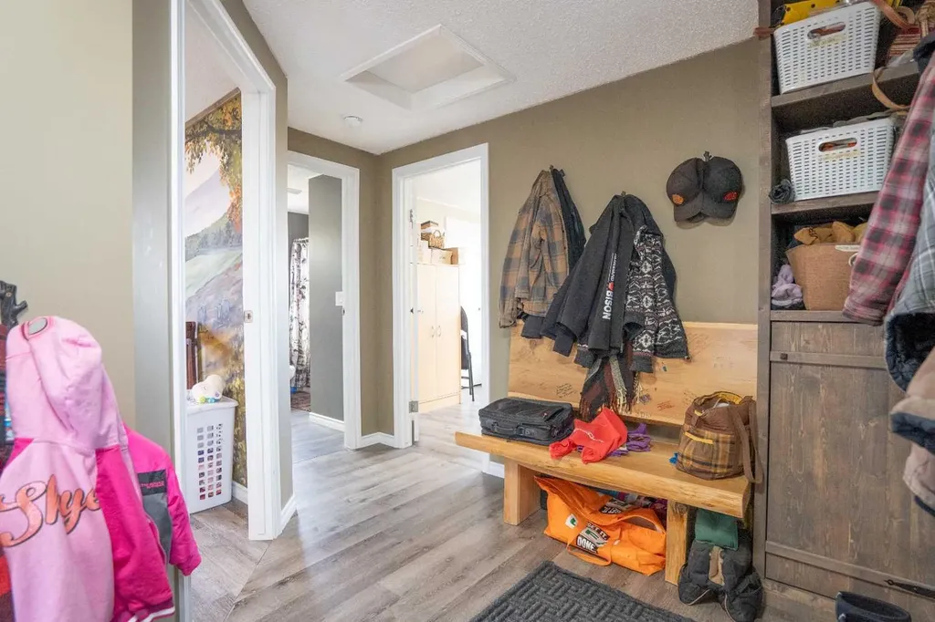 40321 Range Road 251 Rural Lacombe County AB T0C 0Y0