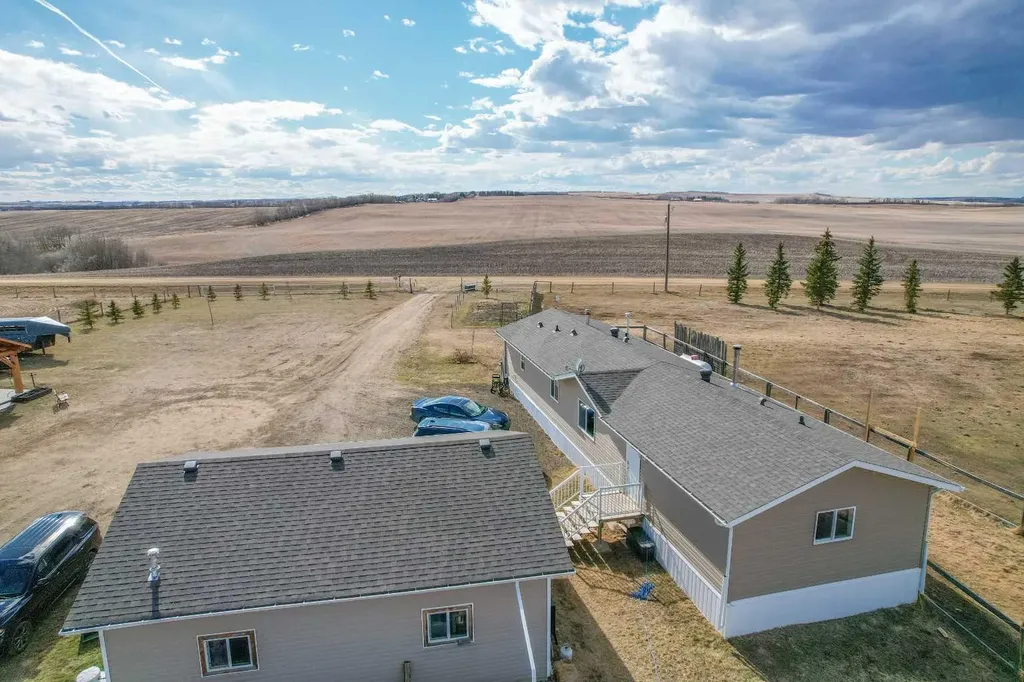 40321 Range Road 251 Rural Lacombe County AB T0C 0Y0
