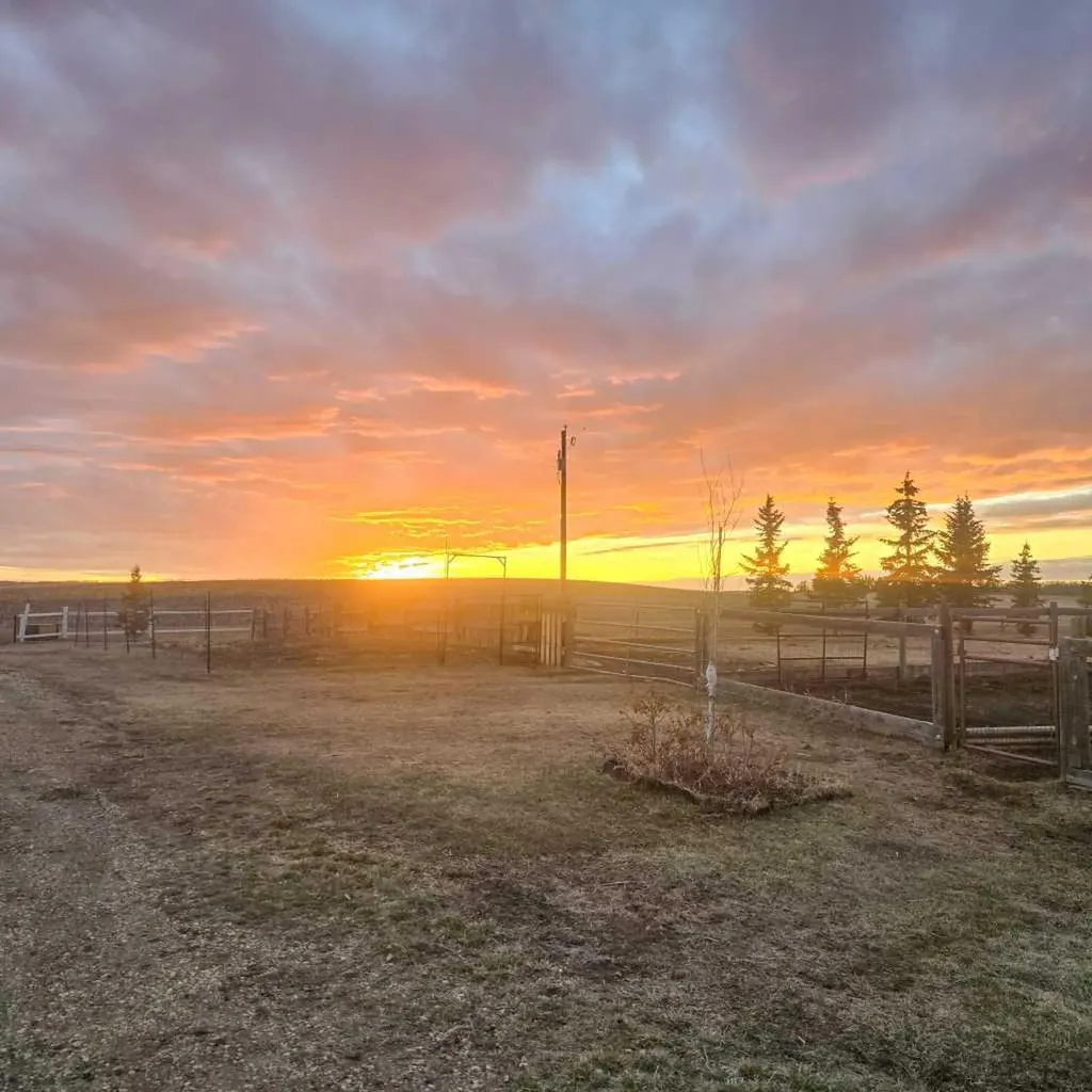 40321 Range Road 251 Rural Lacombe County AB T0C 0Y0