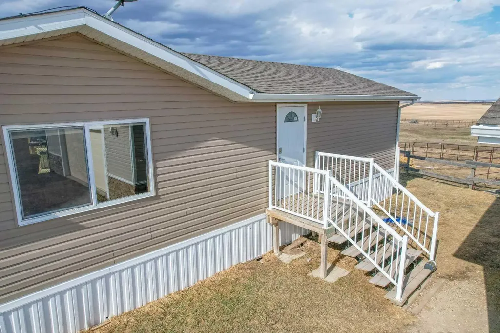 40321 Range Road 251 Rural Lacombe County AB T0C 0Y0