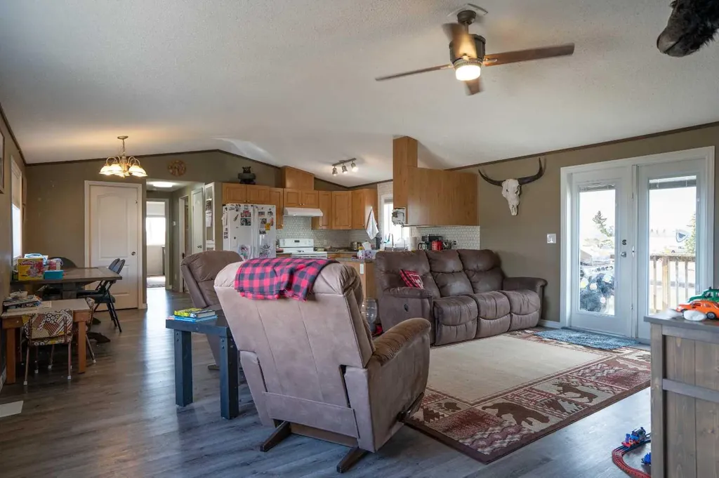 40321 Range Road 251 Rural Lacombe County AB T0C 0Y0