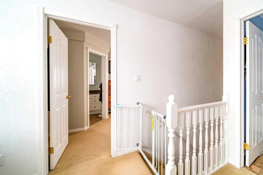 921 22 Street Wainwright AB T9W1T8