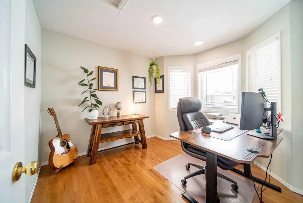 921 22 Street Wainwright AB T9W1T8