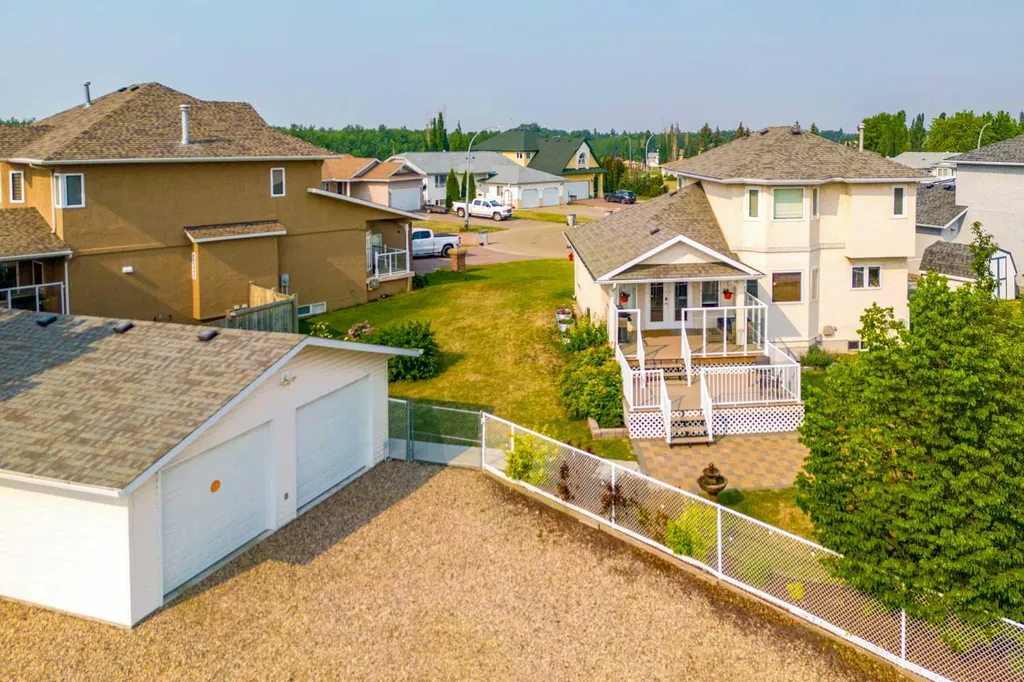 921 22 Street Wainwright AB T9W1T8