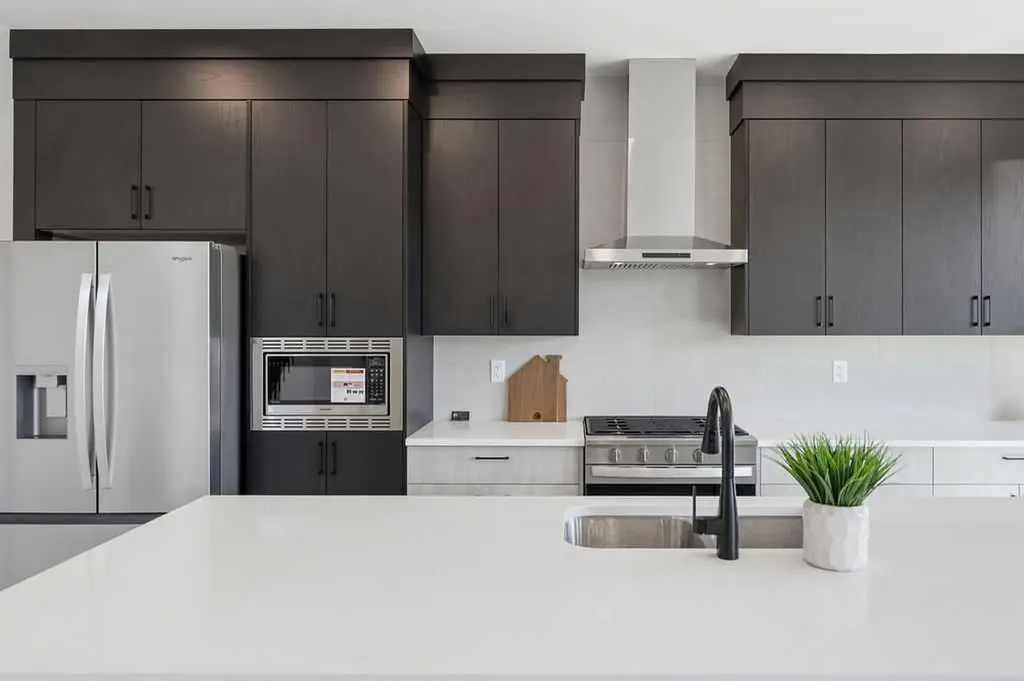 259 Marnot Grove NW Calgary AB T3J2J5