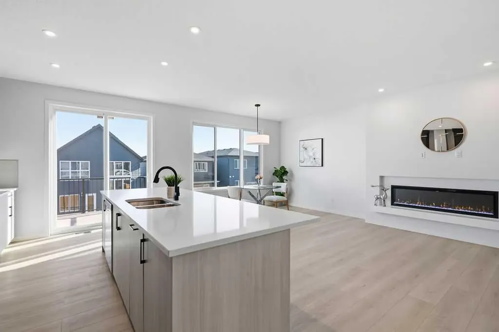 259 Marnot Grove NW Calgary AB T3J2J5