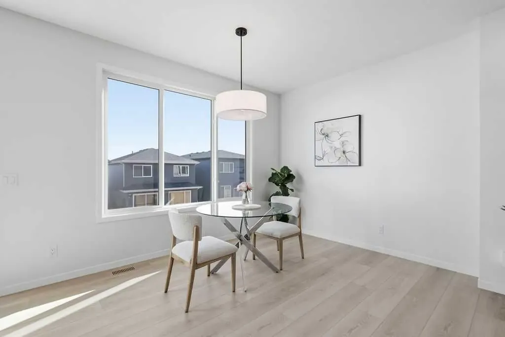 259 Marnot Grove NW Calgary AB T3J2J5