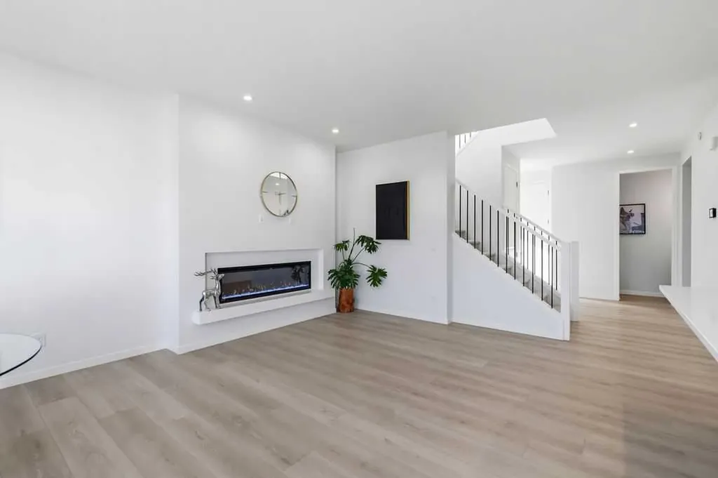 259 Marnot Grove NW Calgary AB T3J2J5