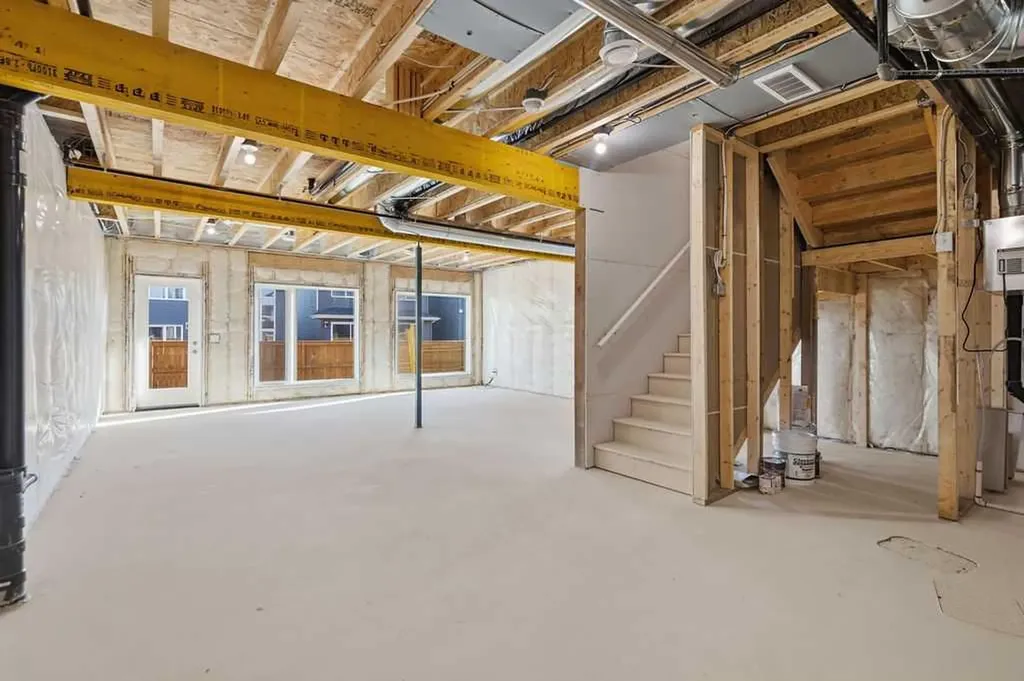 259 Marnot Grove NW Calgary AB T3J2J5