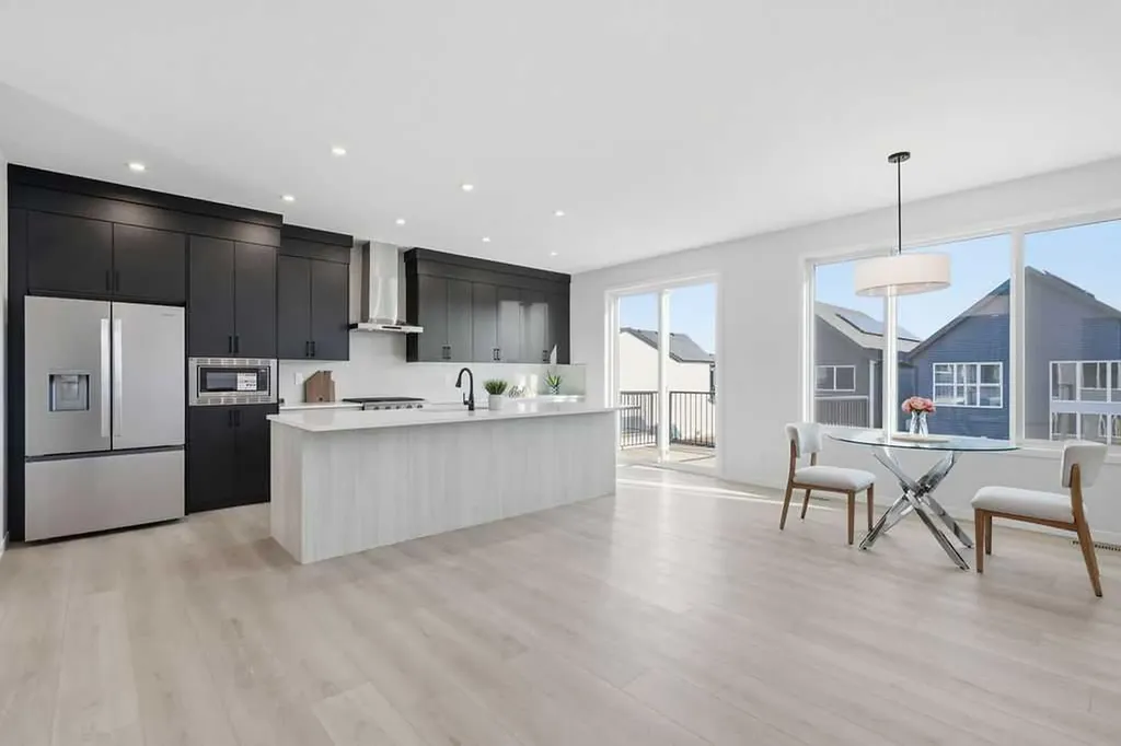 259 Marnot Grove NW Calgary AB T3J2J5
