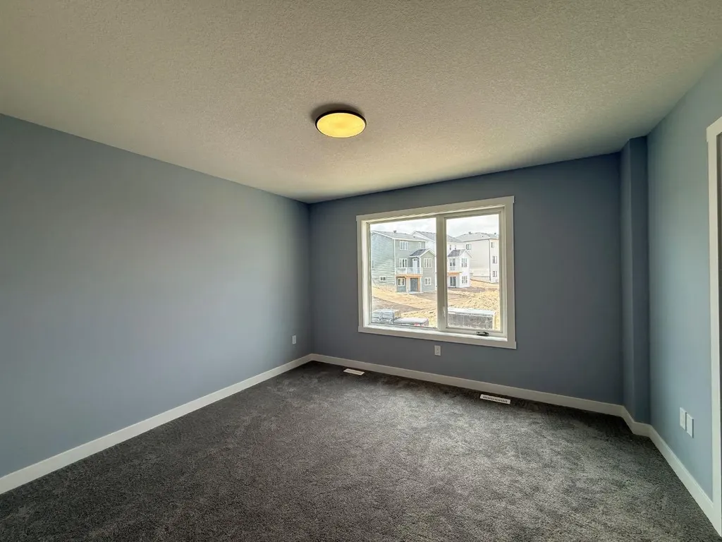 1995 Mccaskill Drive Crossfield AB T0M 0S0