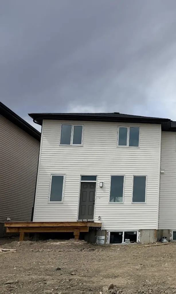 1995 Mccaskill Drive Crossfield AB T0M 0S0