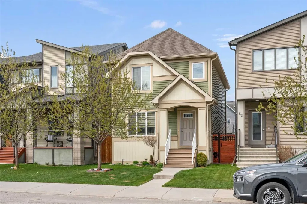 48 Walgrove Green SE Calgary AB T2X 2J1