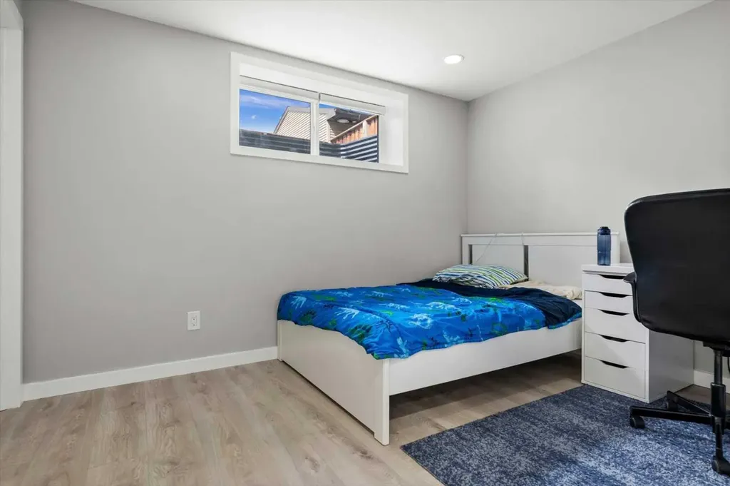 48 Walgrove Green SE Calgary AB T2X 2J1