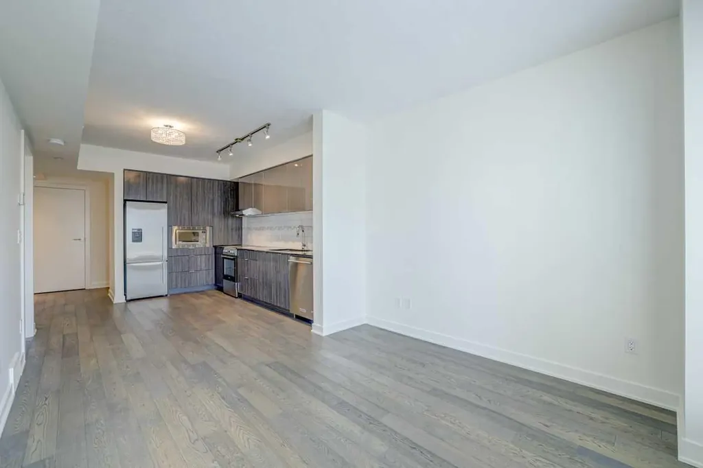 930 6 Avenue SW Calgary AB T2P 1J3