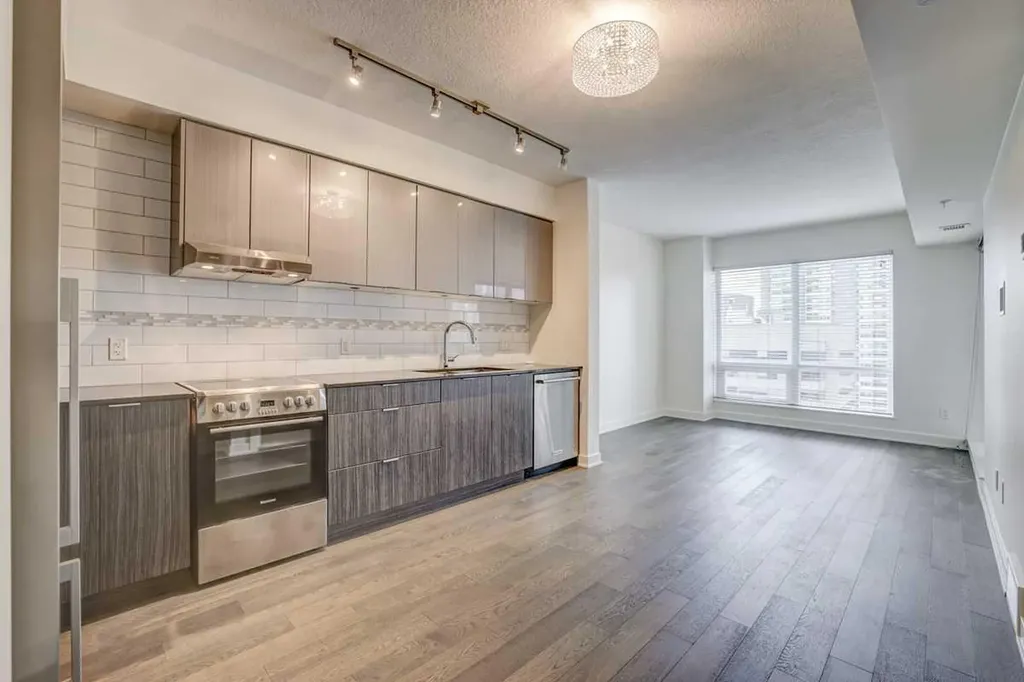 930 6 Avenue SW Calgary AB T2P 1J3
