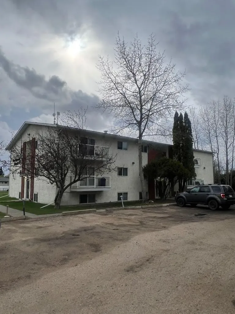 4505 53 Street Athabasca AB T9S 1K1