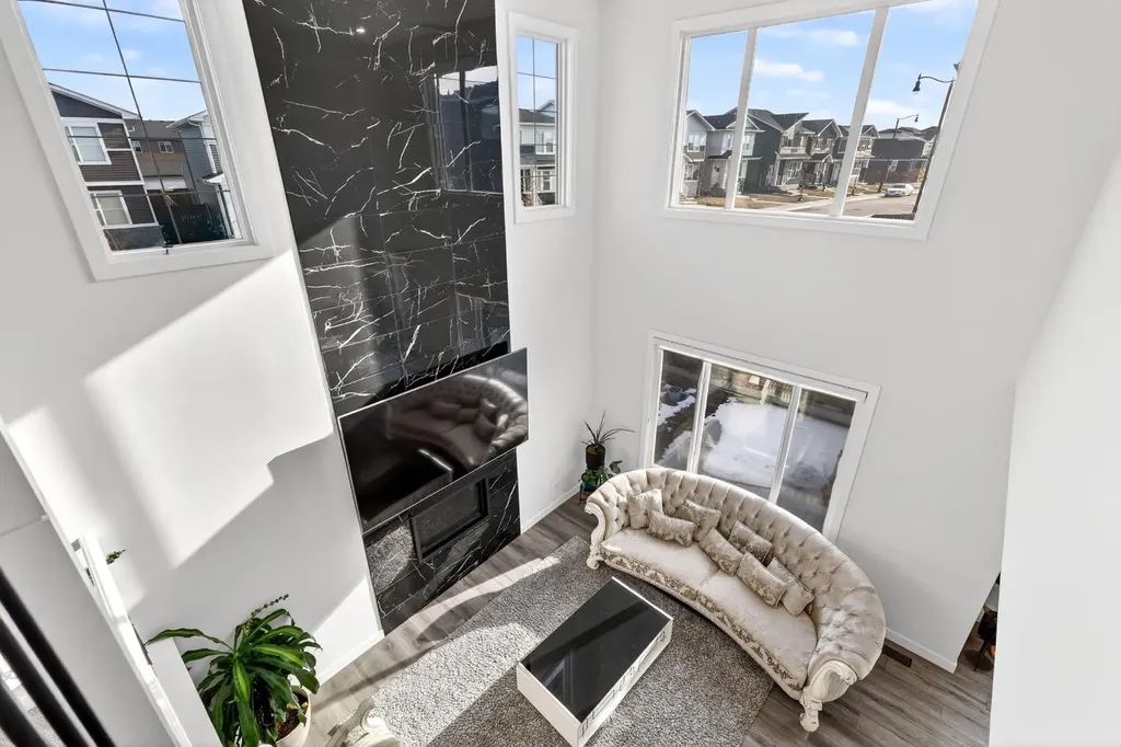208 Dawson Circle Chestermere AB T1X 2R2