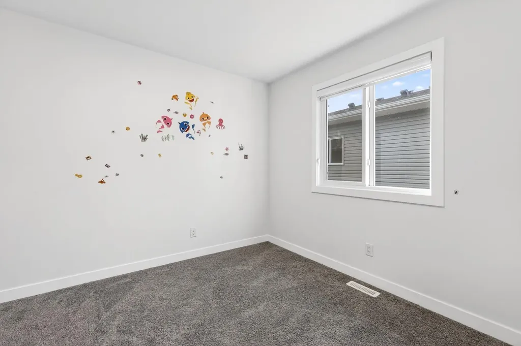 208 Dawson Circle Chestermere AB T1X 2R2