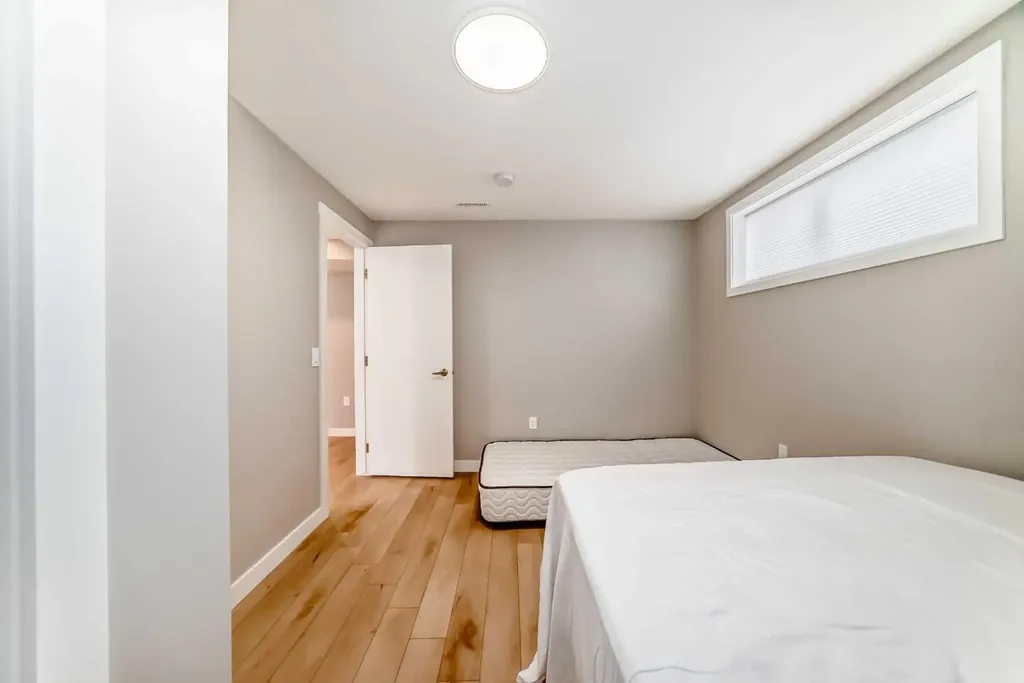 264 Everwillow Green SW Calgary AB T2Y4V9