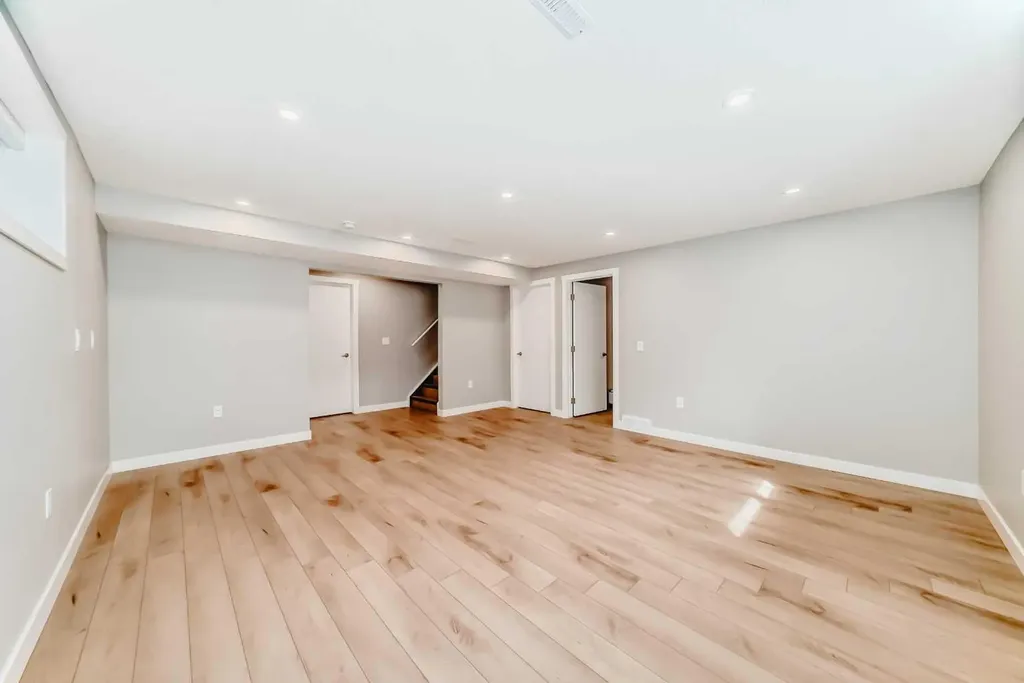 264 Everwillow Green SW Calgary AB T2Y4V9