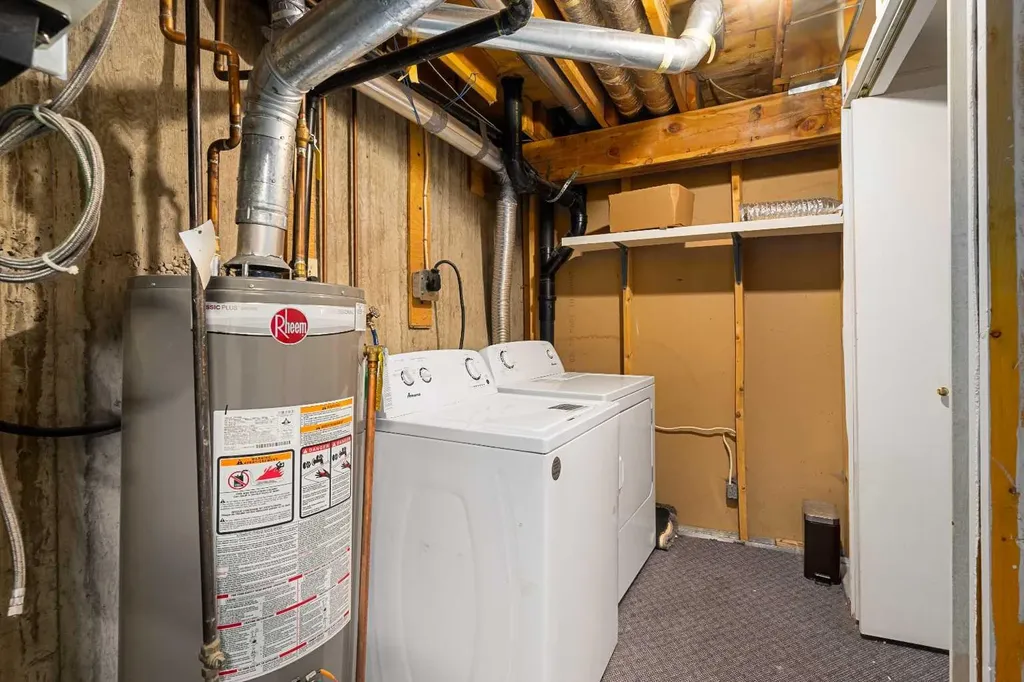 803 Varsity Estates Drive NW Calgary AB T3B 4W5