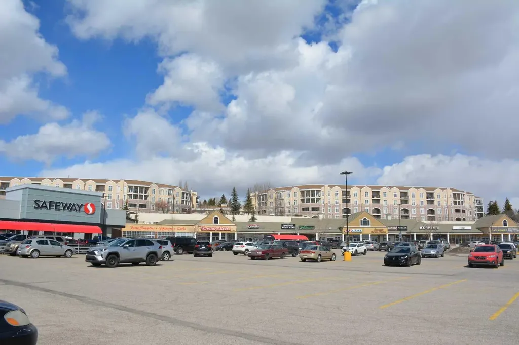 803 Varsity Estates Drive NW Calgary AB T3B 4W5