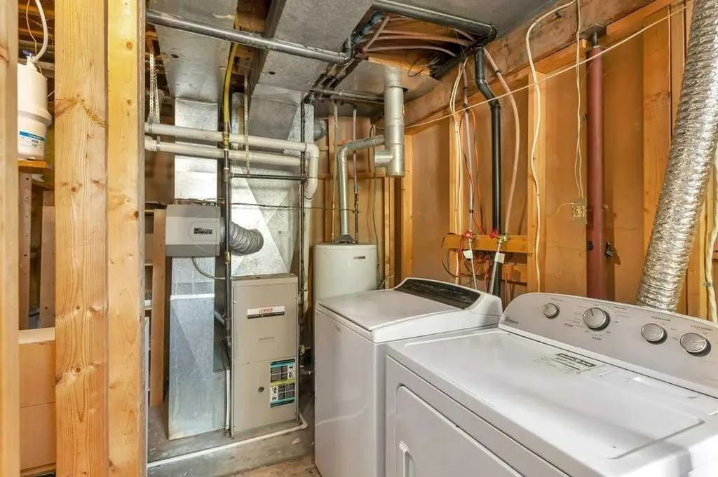 502 Sunnyside 500 Place Rural Ponoka County AB T0C 2J0