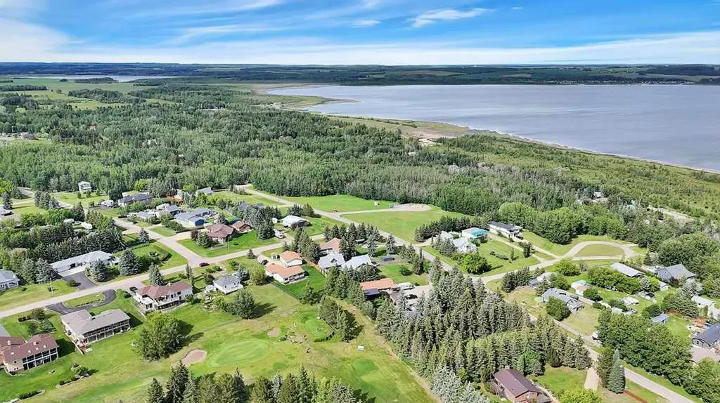 502 Sunnyside 500 Place Rural Ponoka County AB T0C 2J0