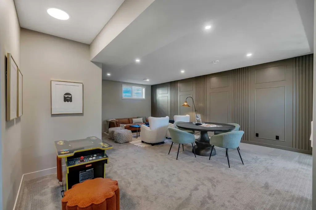 147 Siltstone Place Balzac AB T4B5T6
