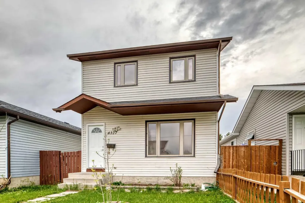4327 38 Street NE Calgary AB T1Y 5E6