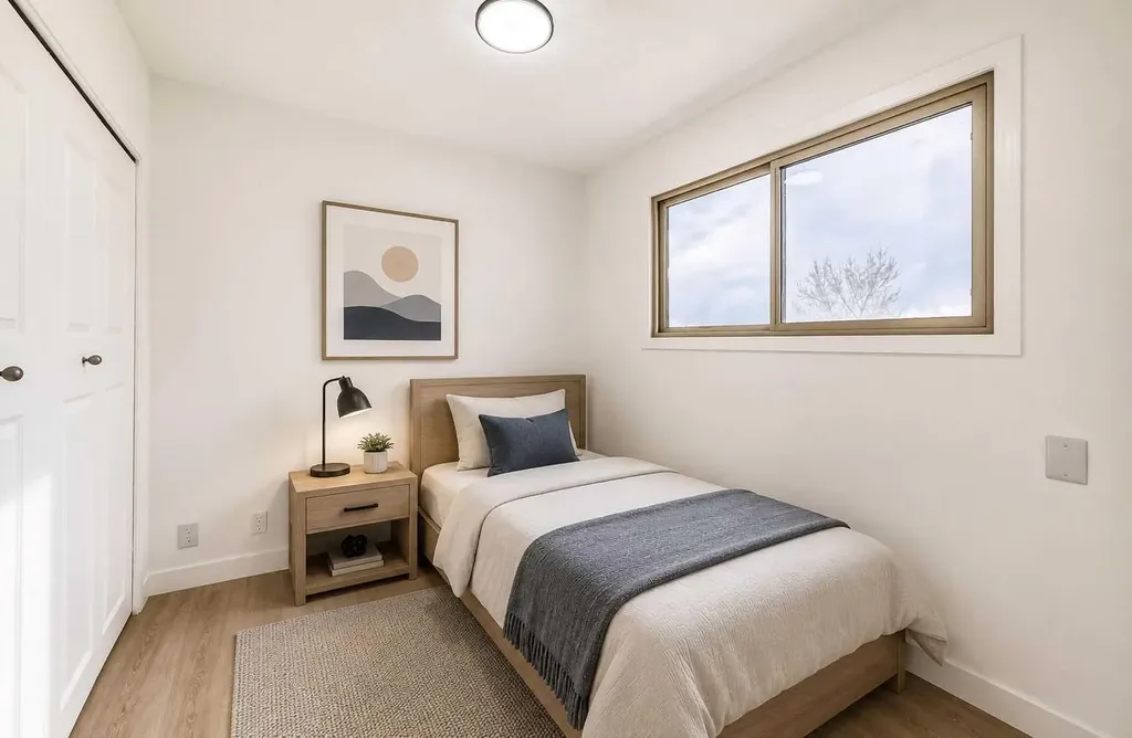 4327 38 Street NE Calgary AB T1Y 5E6