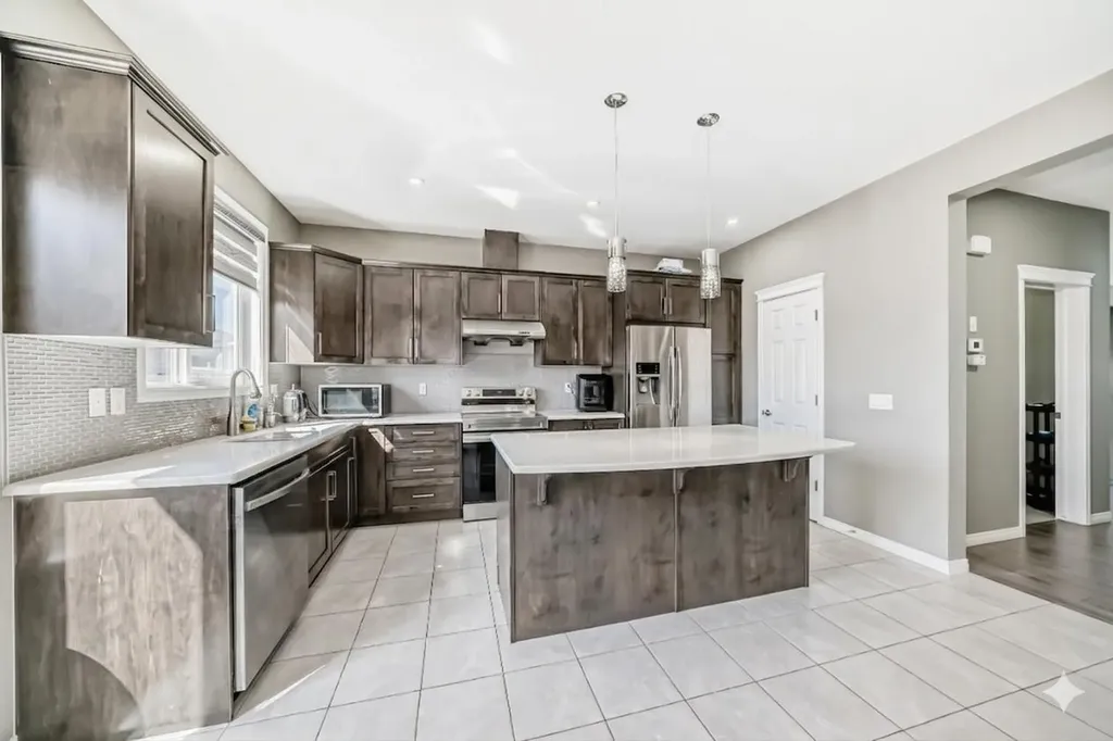 108 Cityside Park NE Calgary AB T3N 1J2